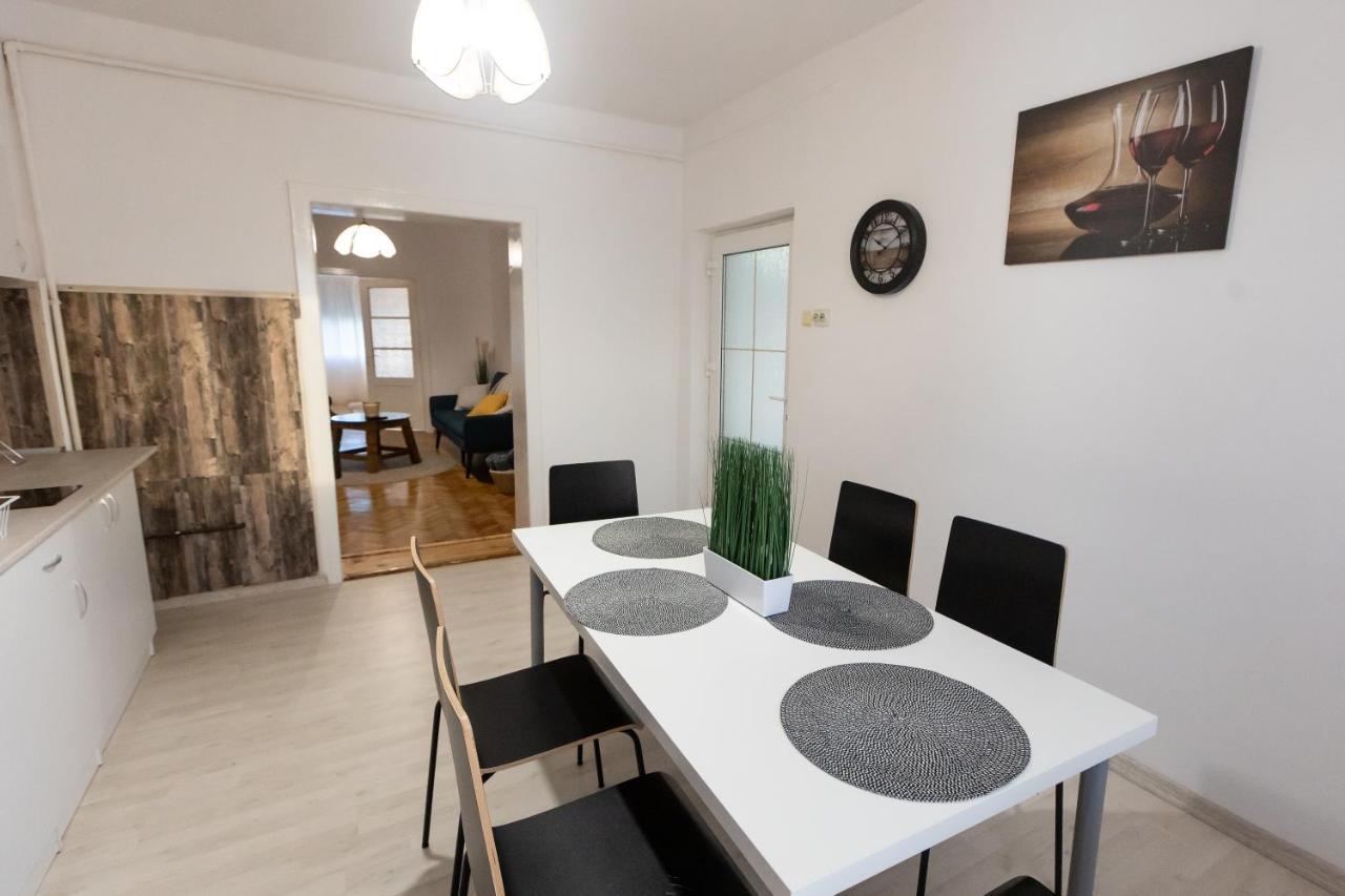 Holiday home Casuta Cu View *
