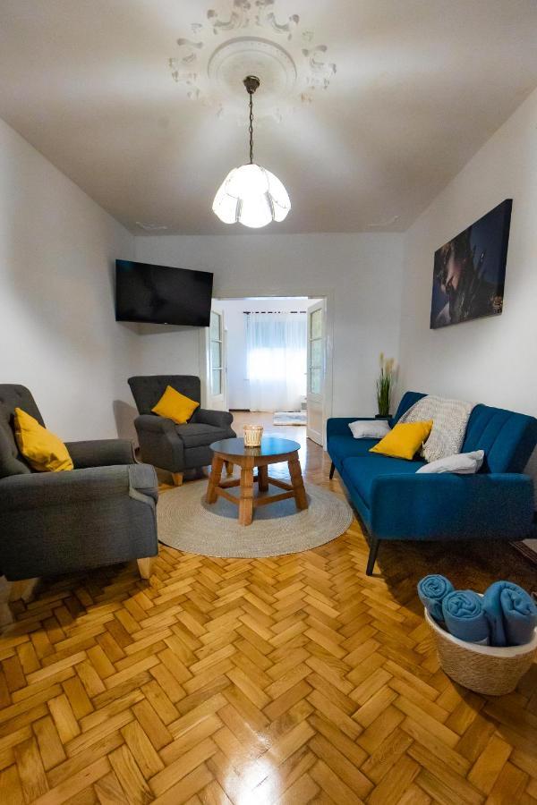 Casuta Cu View Holiday home *